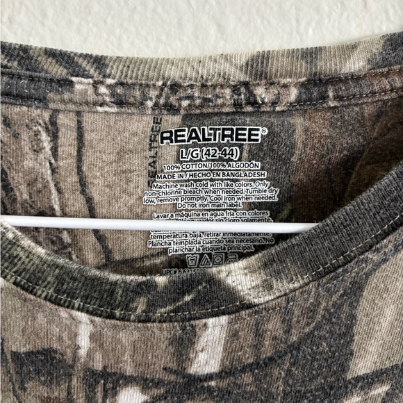 Realtree Camo Shirt - Picture 2 of 2